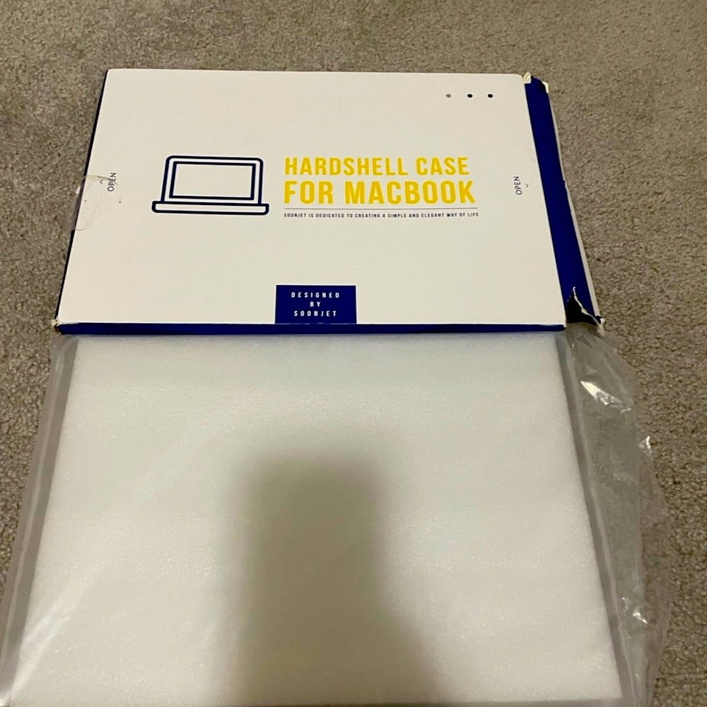 Macbook Hardshell Case by Soonjet